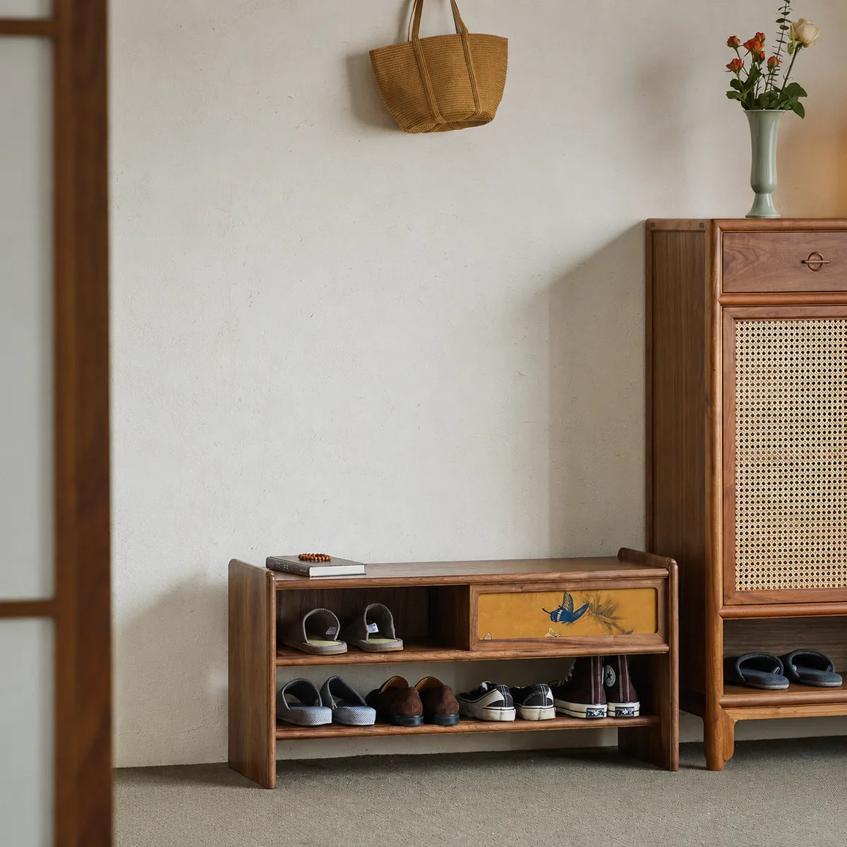 60 cm black walnut shoe bench in an entryway