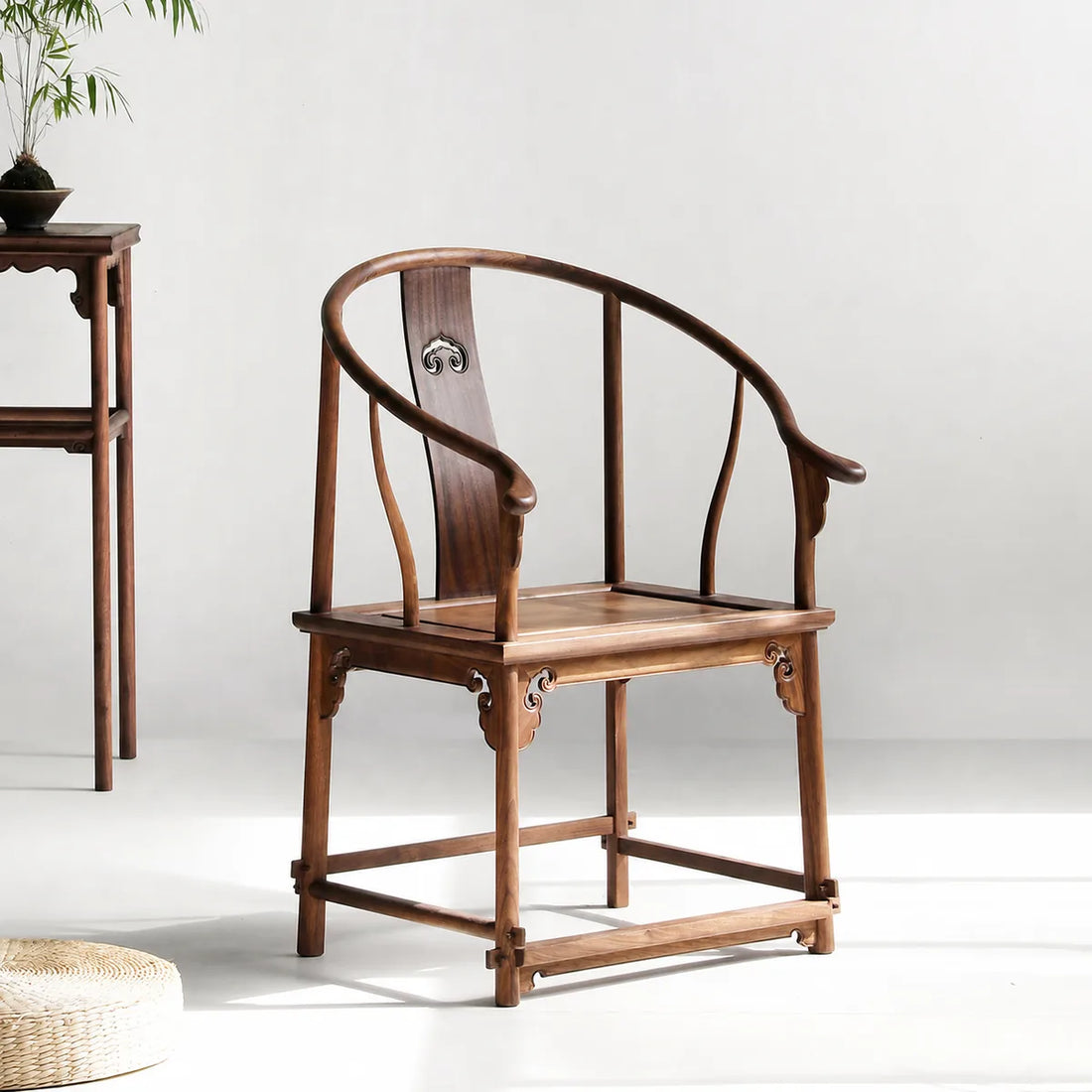 Ruyi circle chair and side table three-piece set