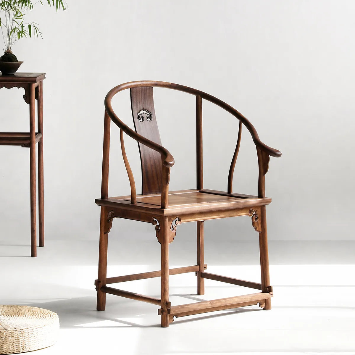 North American black walnut Ruyi circle chair