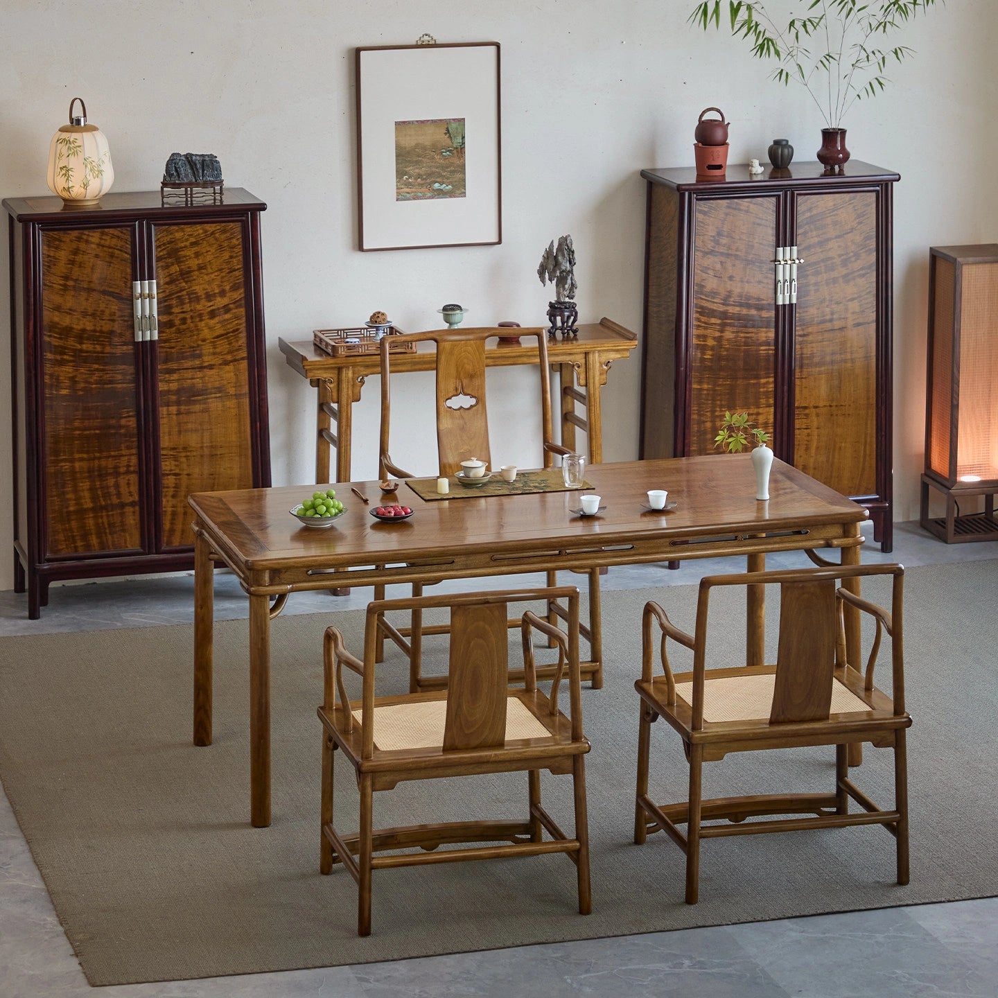 Jinsi Nanmu Solid Wood Writing Desk